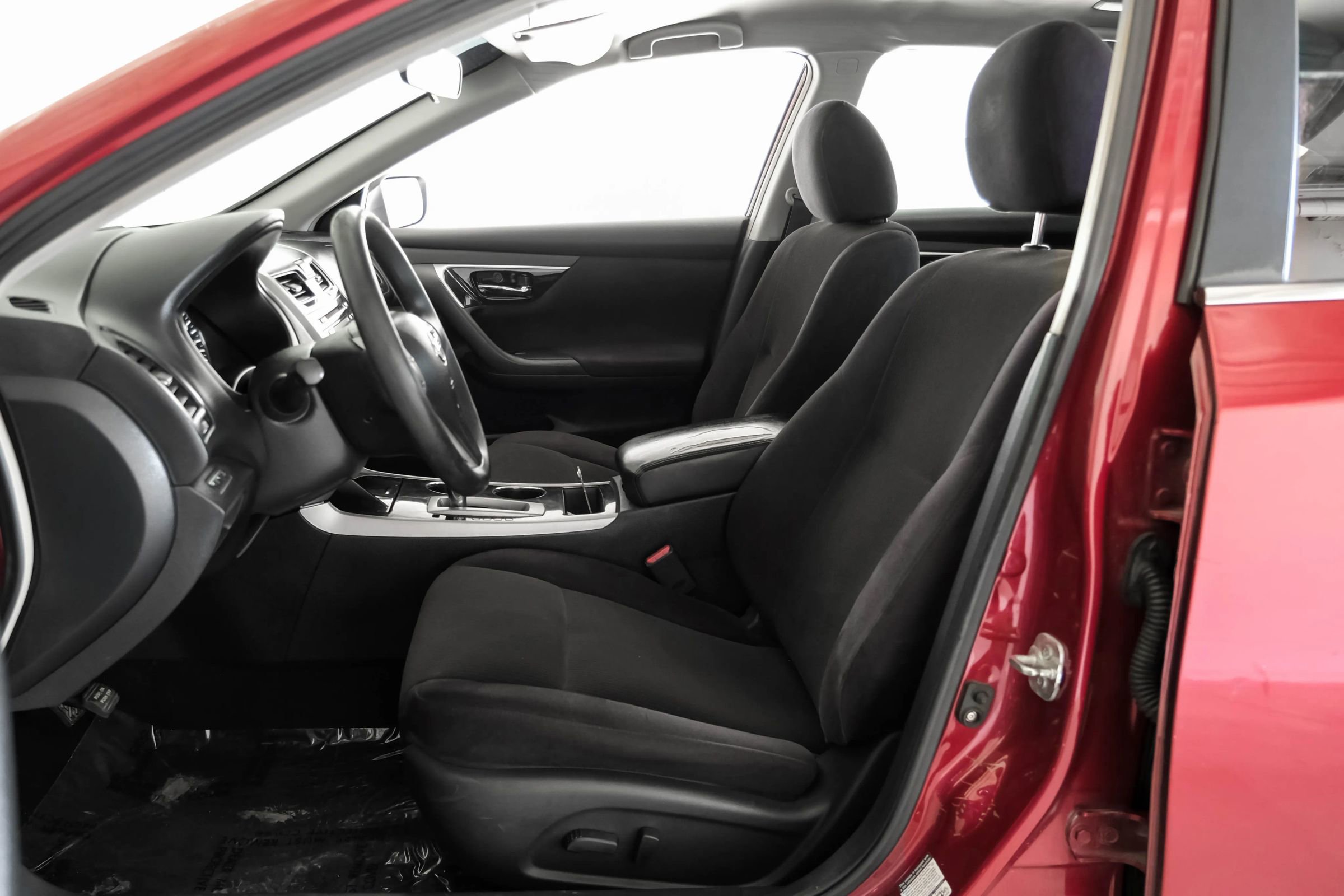 Used 2013 Nissan Altima 2.5 S image 3