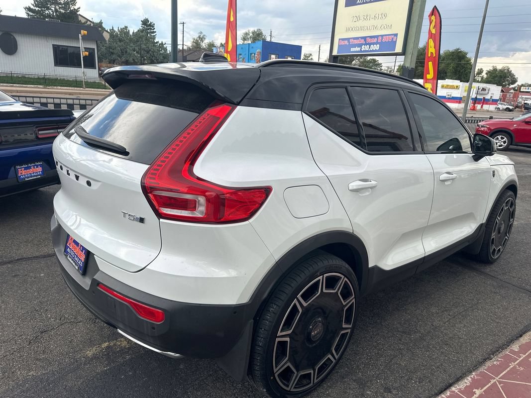 Used 2019 Volvo XC40 T5 R-Design AWD/4WD image 7