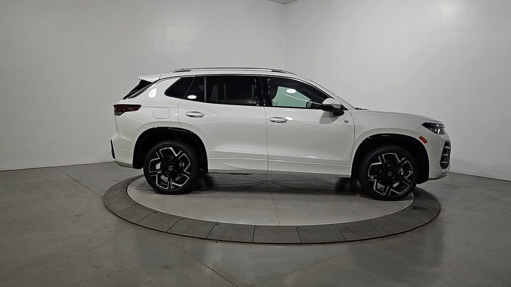 New 2026 Volkswagen Tiguan SEL R-Line image 6