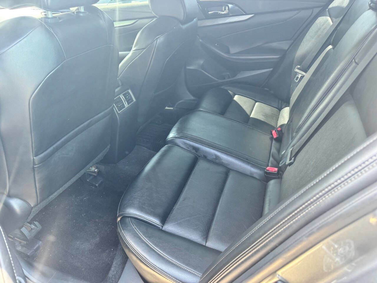 Used 2018 Nissan Maxima 3.5 SV w/ Interior Lighting Package image 7