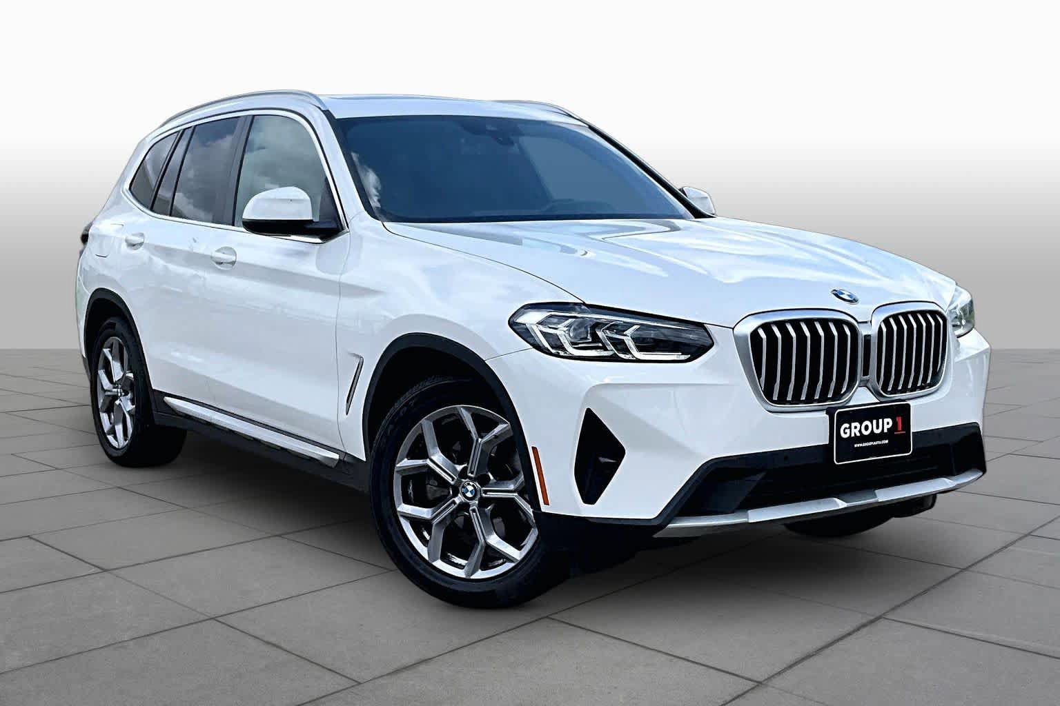 Used 2024 BMW X3 sDrive30i RWD image 3