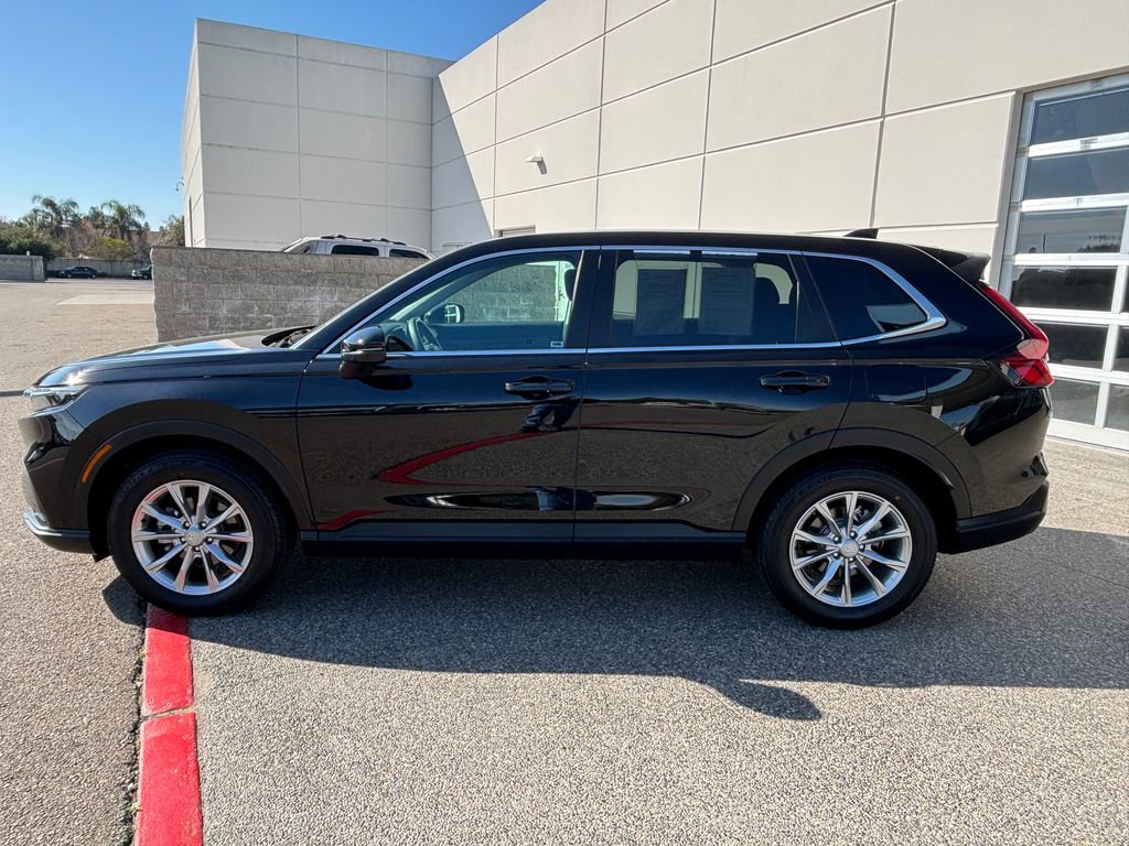 Used 2025 Honda CR-V EX image 8