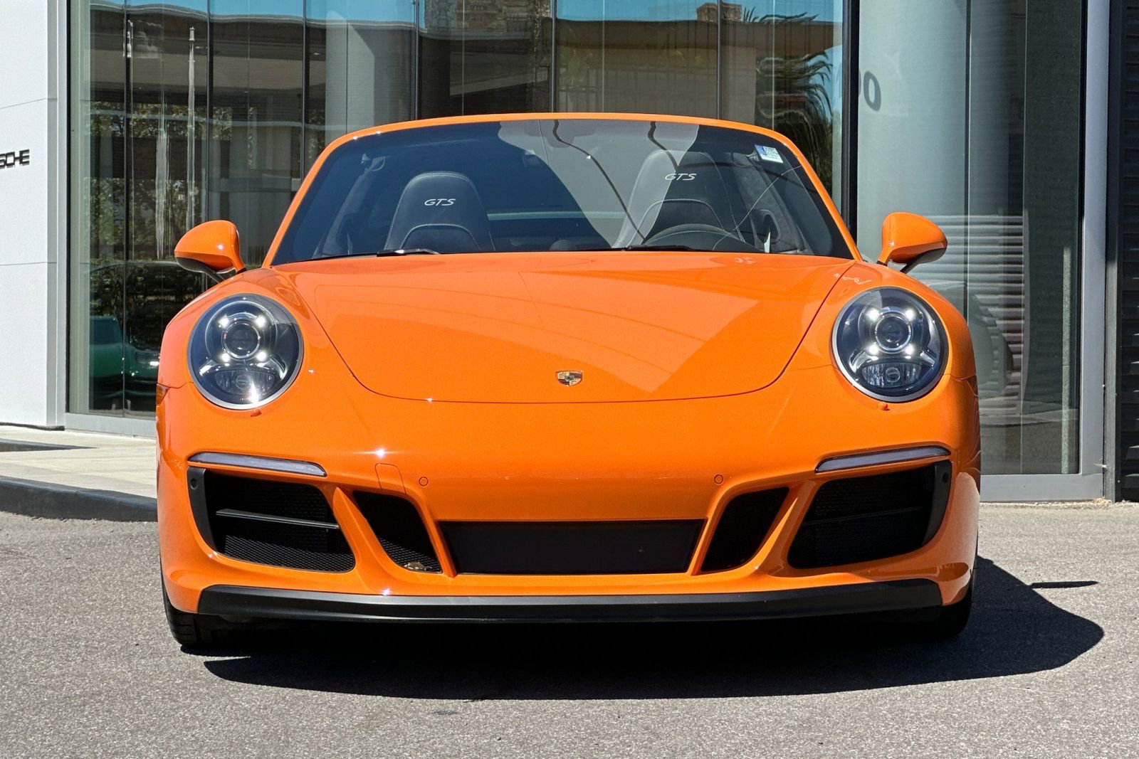 Used 2018 Porsche 911 Targa 4 GTS image 11