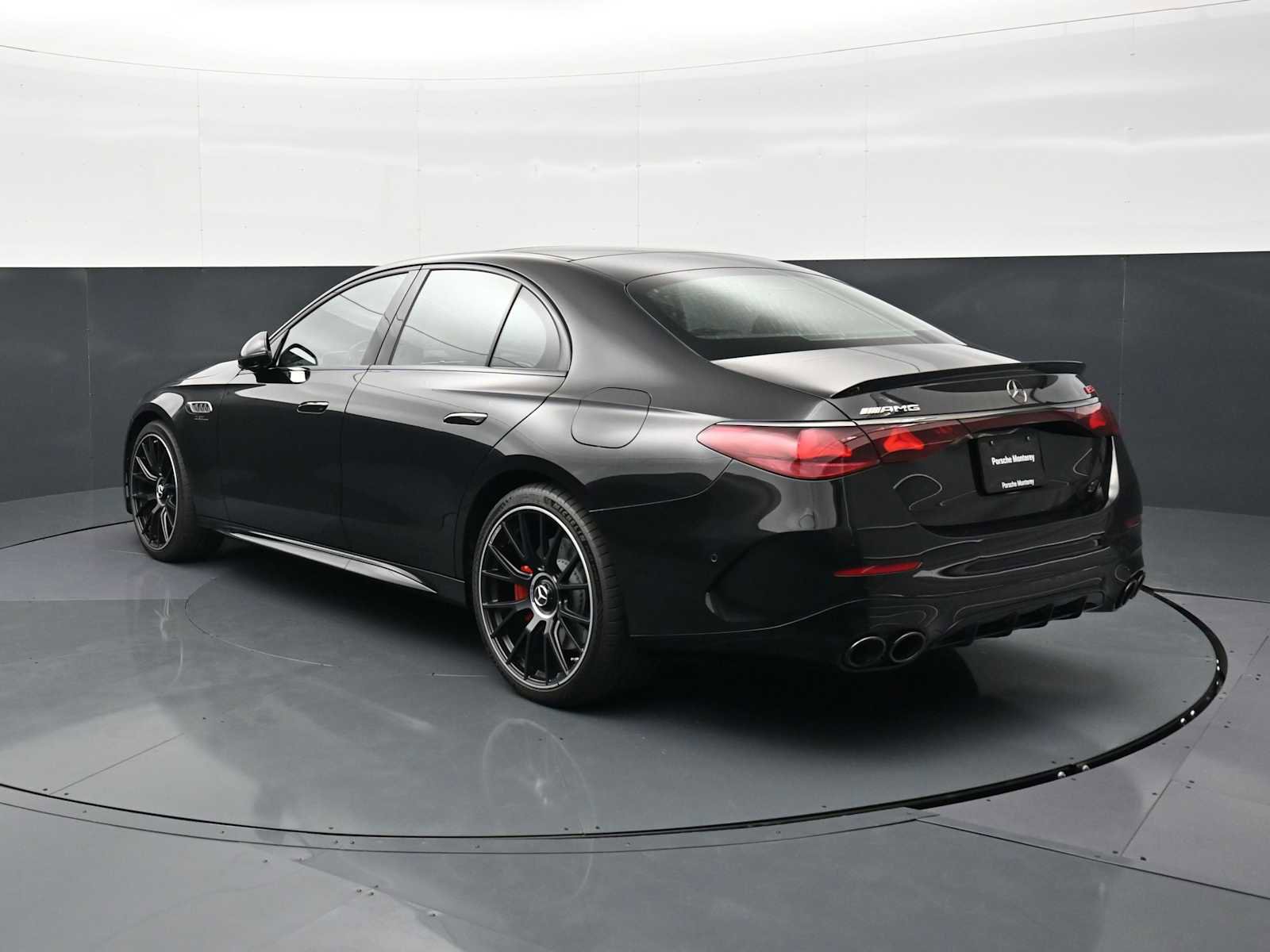 Used 2025 Mercedes-Benz E 53 AMG e 4MATIC Sedan image 3