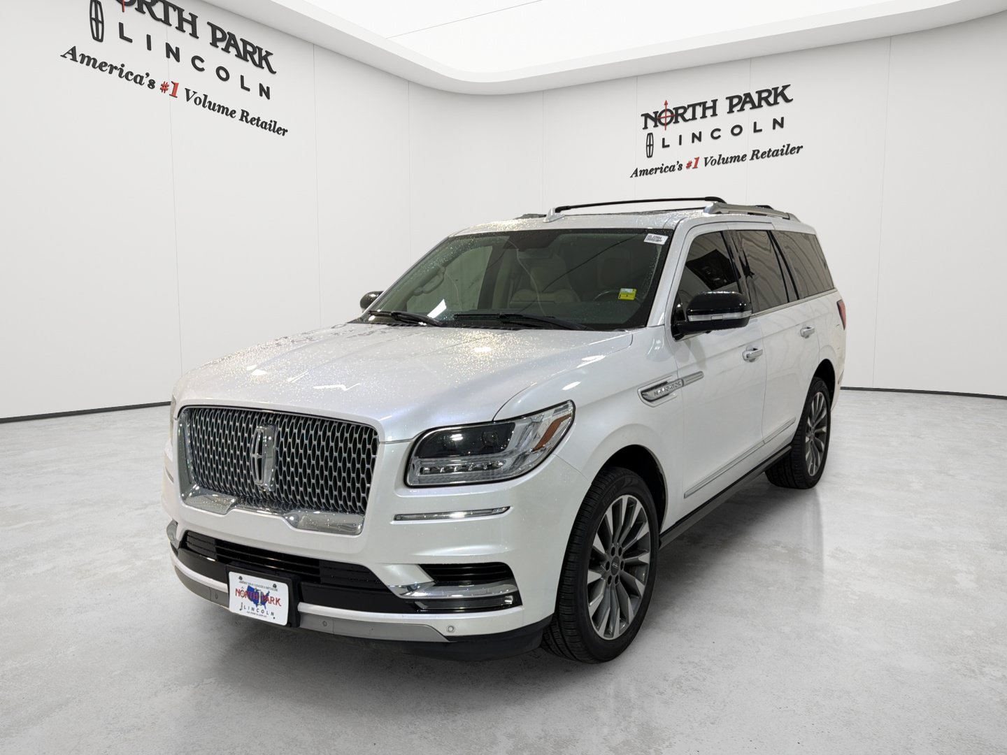 Used 2019 Lincoln Navigator Select w/ Cargo Package