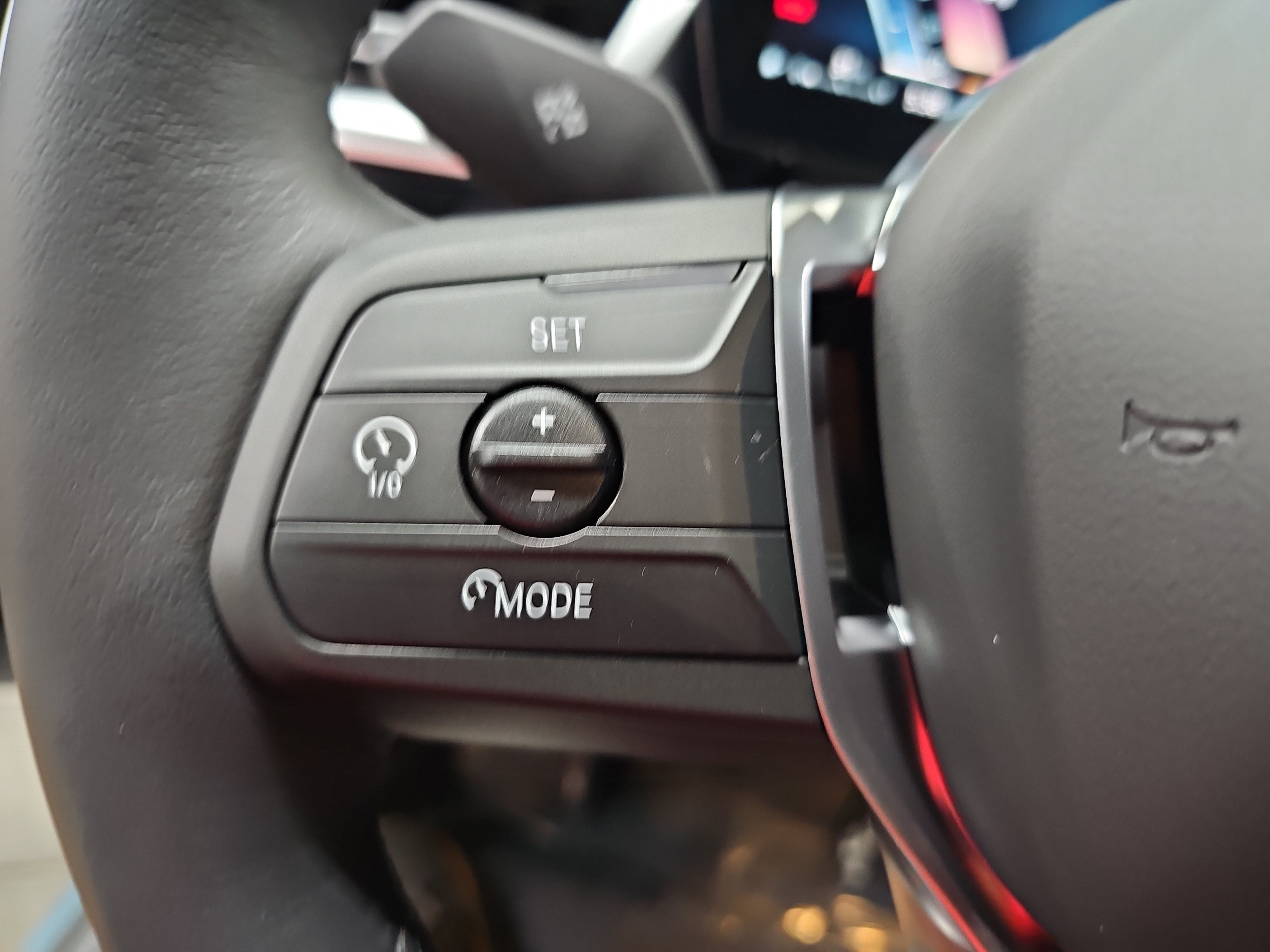 New 2026 BMW X1 xDrive28i w/ Technology Package AWD/4WD image 18