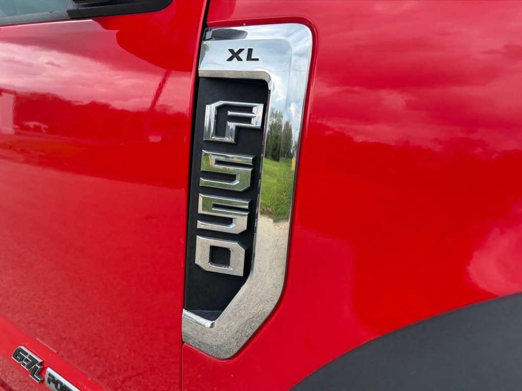 Used 2020 Ford F550 4x4 Regular Cab Super Duty image 35