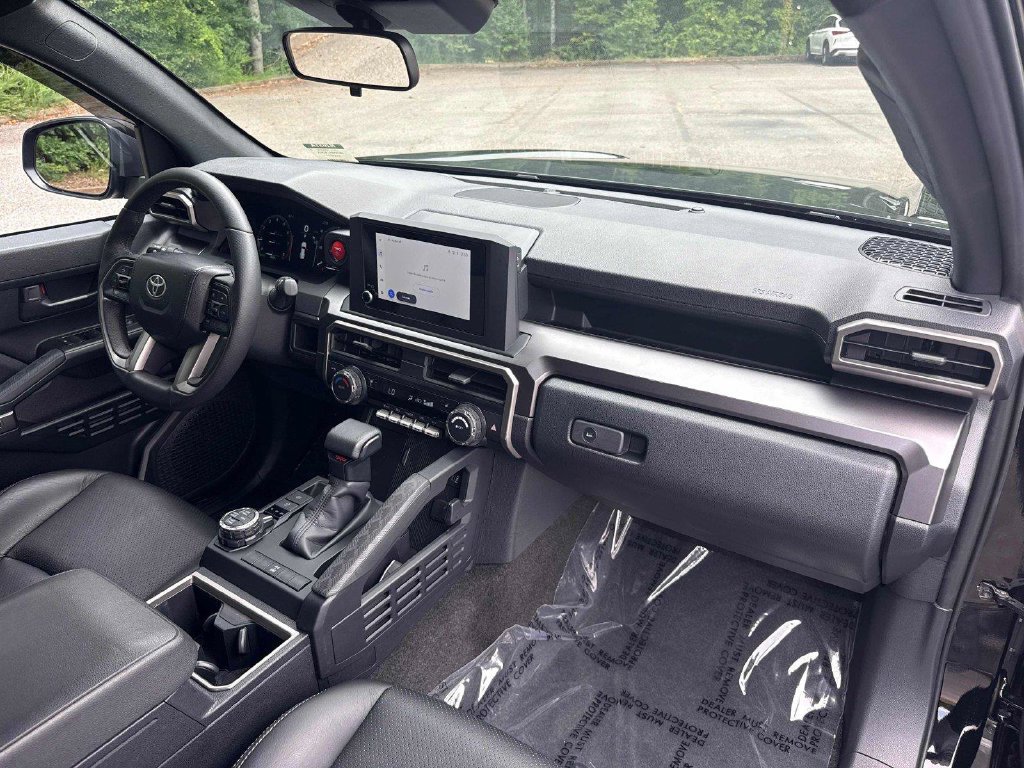 Used 2025 Toyota 4Runner TRD Off-Road AWD/4WD image 26