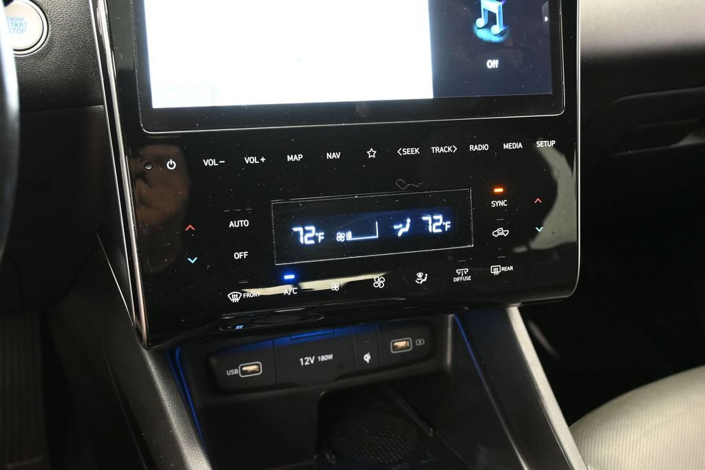 Used 2022 Hyundai Santa Cruz Limited AWD/4WD image 17