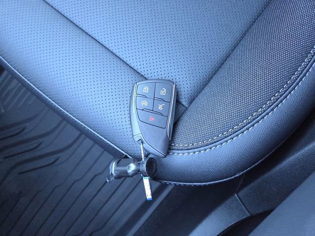 New 2026 Chevrolet Equinox EV LT image 36