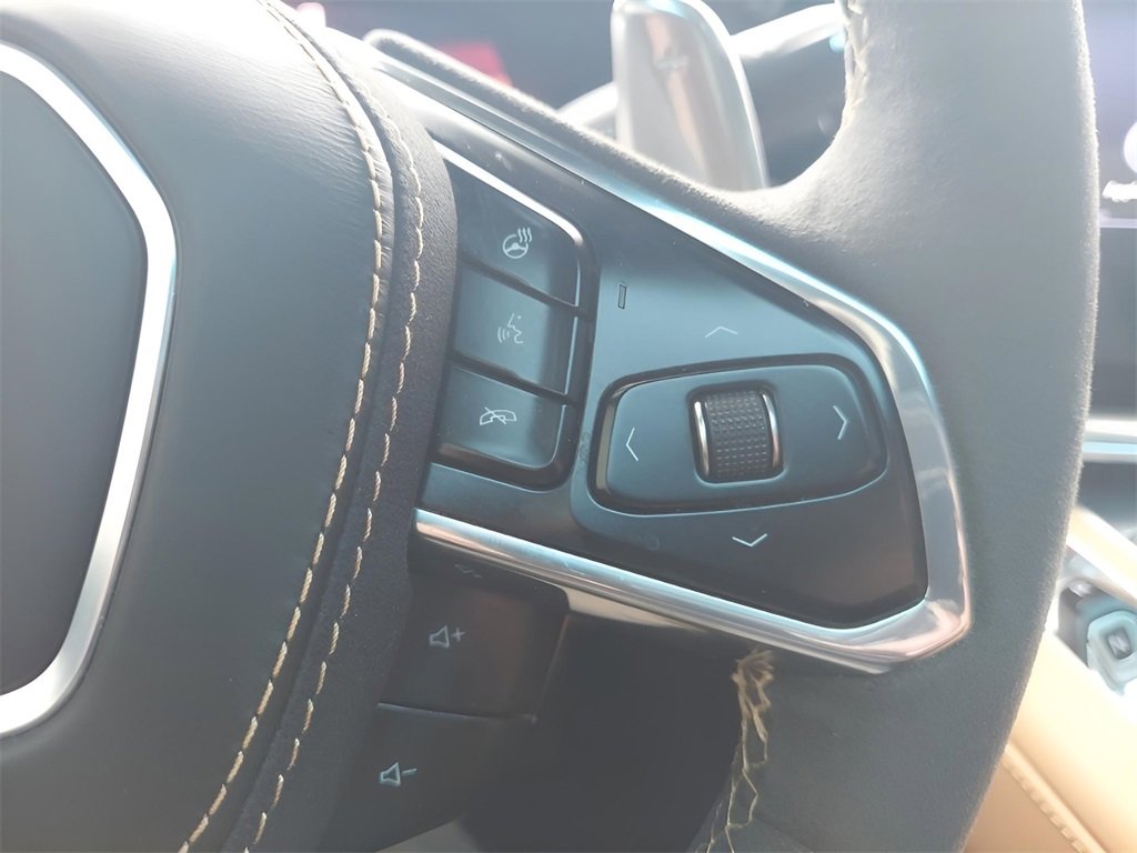 Used 2021 Chevrolet Corvette Stingray Premium Cpe w/ Z51 Performance Package image 28