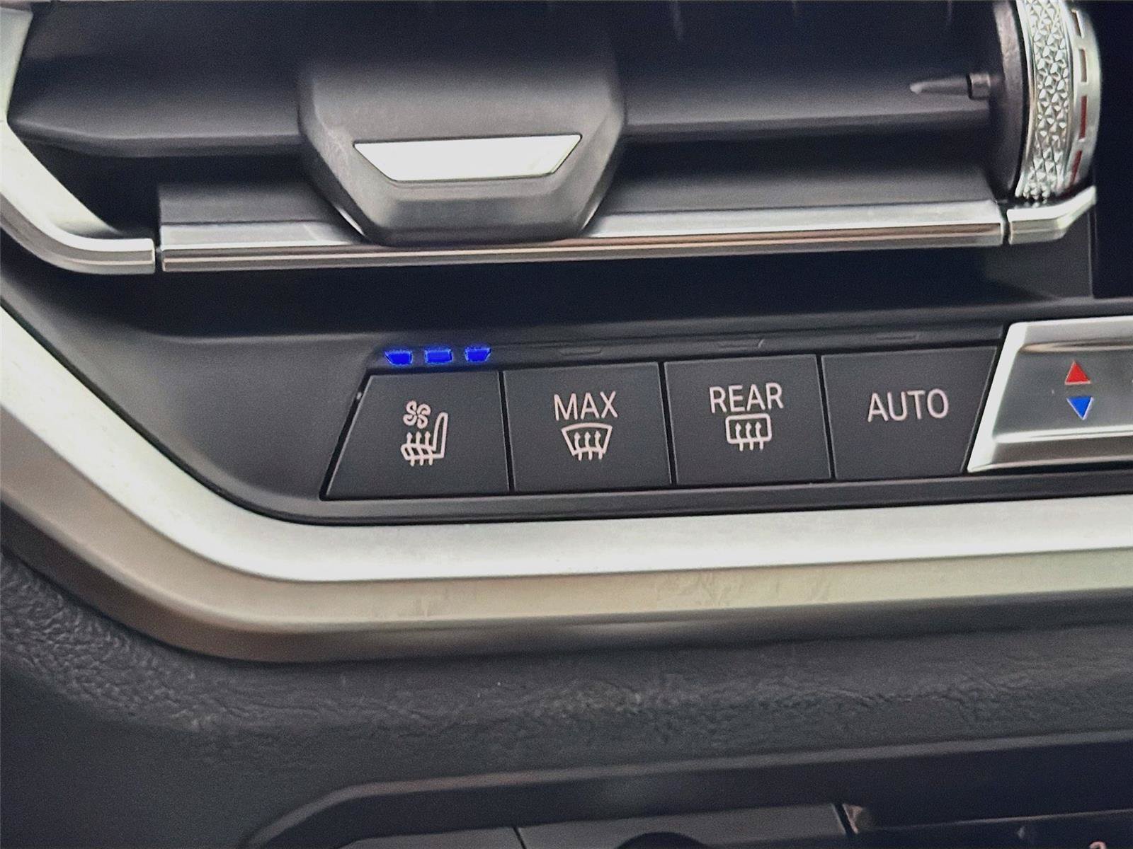 Used 2021 BMW 430i Coupe w/ Premium Package RWD image 21