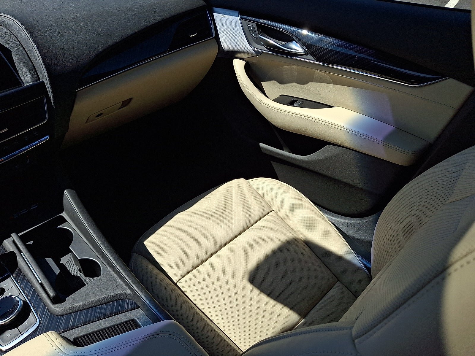 Certified 2022 Cadillac CT5 Premium Luxury AWD/4WD image 20