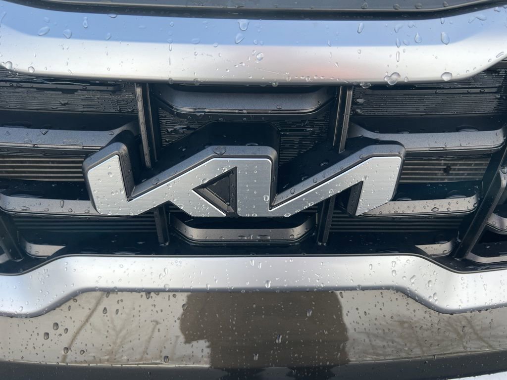 Certified 2023 Kia Telluride S w/ S Sunroof Package image 30