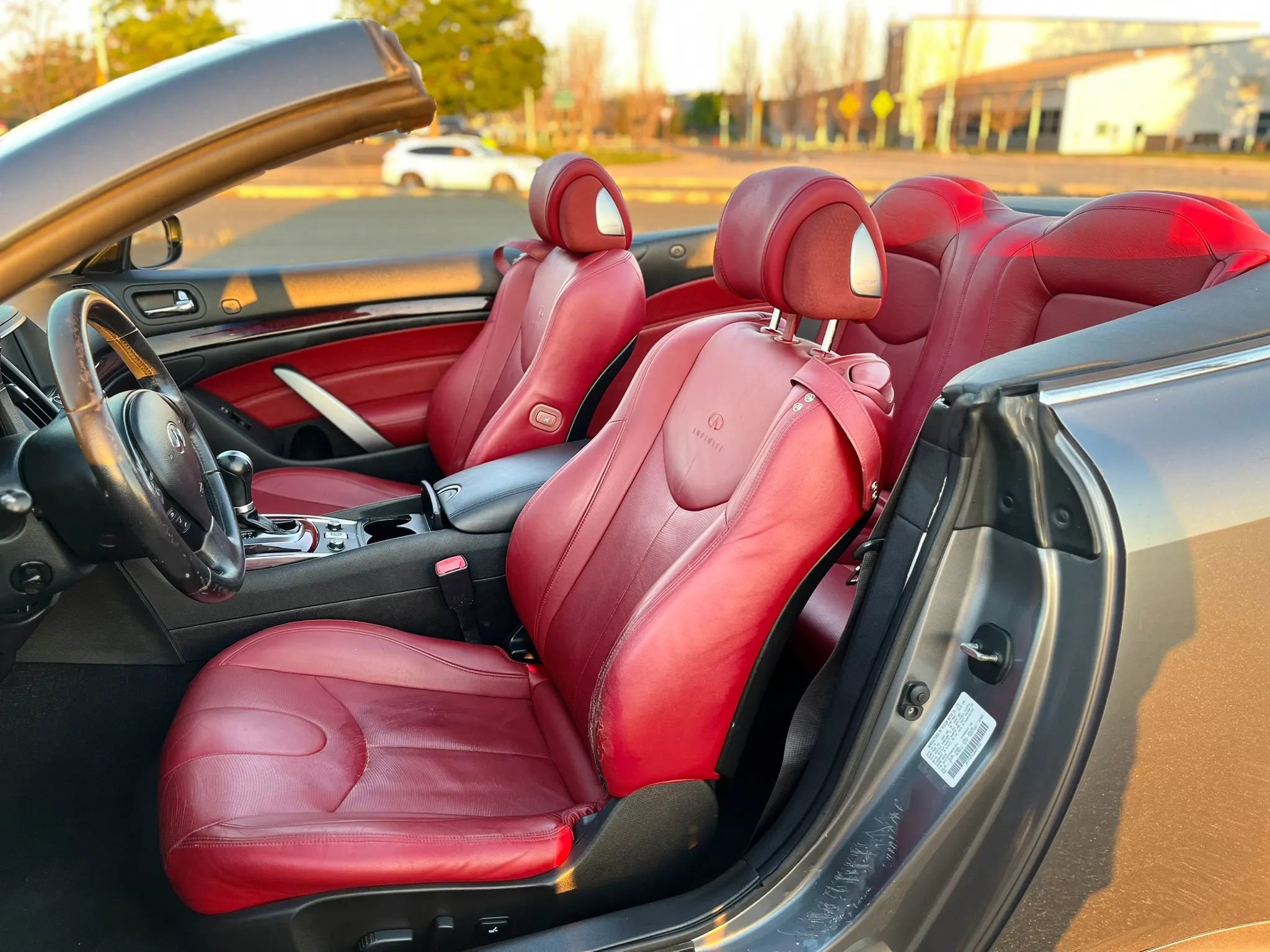Used 2010 INFINITI G37 Anniversary Edition RWD image 19
