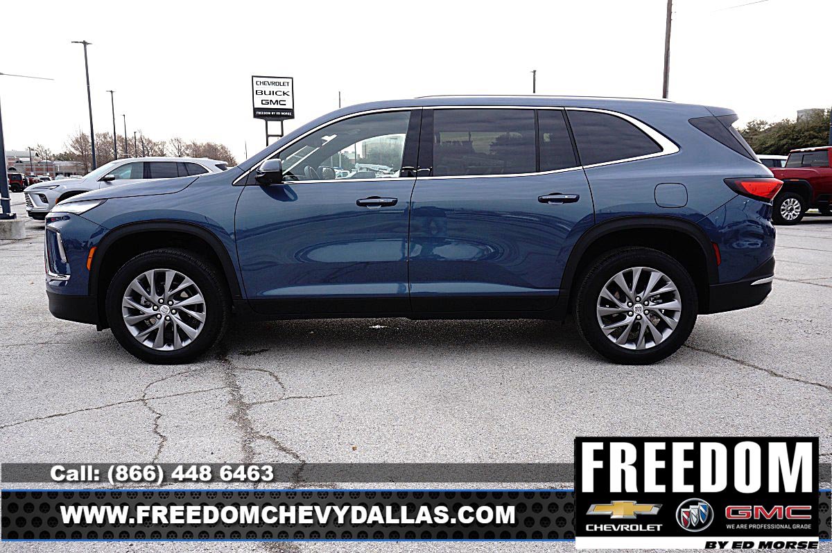 Certified 2025 Buick Enclave Preferred image 4