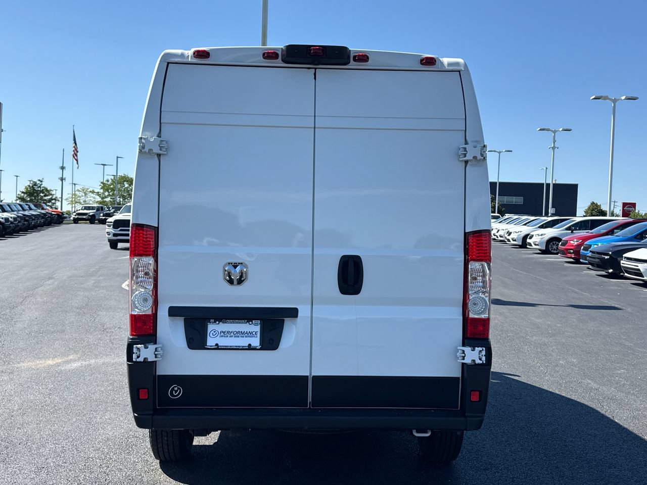 Used 2024 RAM ProMaster 2500 w/ Convenience Group FWD image 4