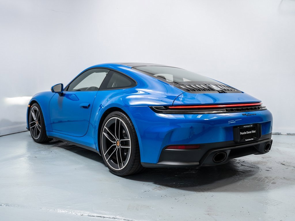 Used 2025 Porsche 911 Carrera image 3
