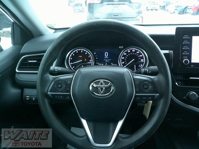 Used 2021 Toyota Camry LE image 11