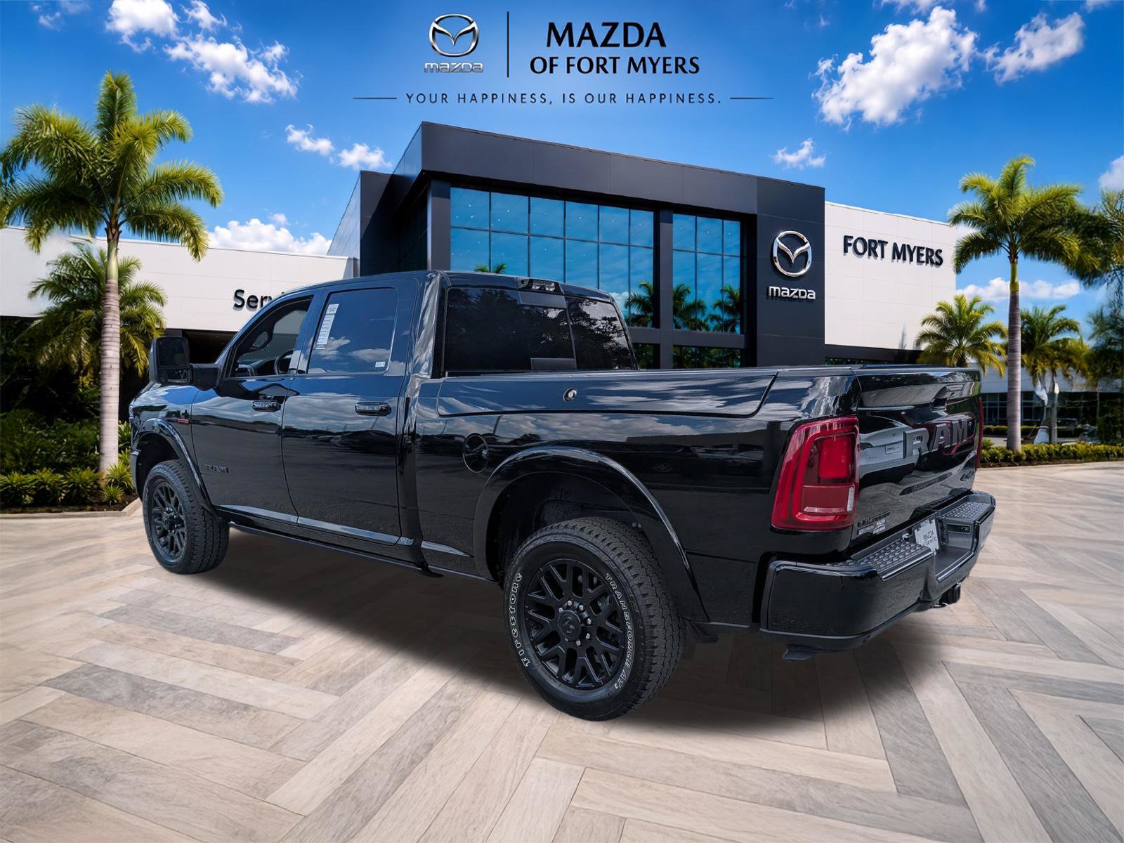 Used 2025 RAM 2500 Limited AWD/4WD image 6
