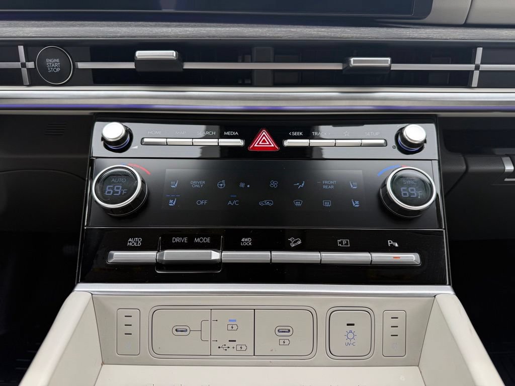 Certified 2025 Hyundai Santa Fe Calligraphy AWD/4WD image 29
