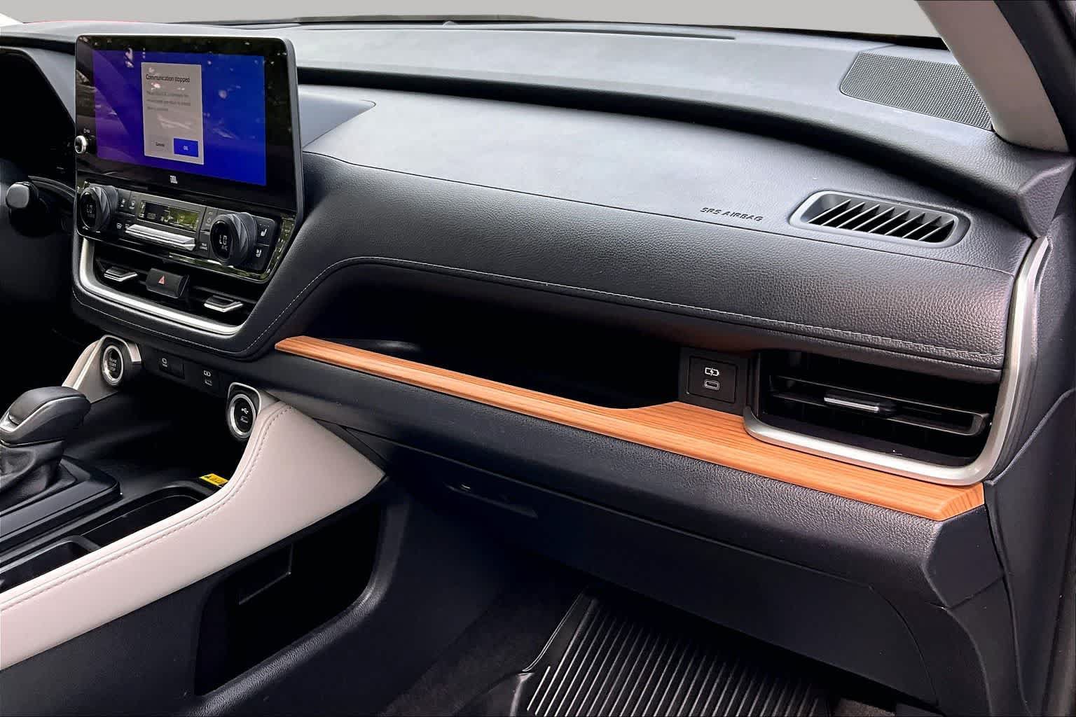 Certified 2024 Toyota Grand Highlander AWD image 18