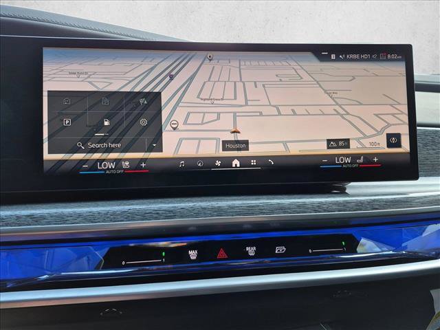 Certified 2025 BMW 760i xDrive w/ Executive Package AWD/4WD image 13