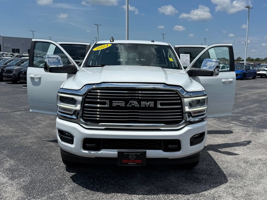 Used 2024 RAM 2500 Laramie AWD/4WD image 23
