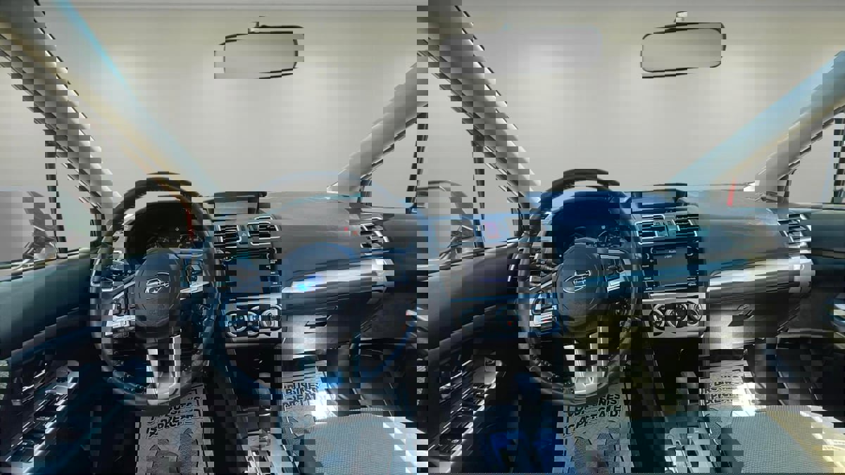 Used 2017 Subaru Crosstrek 2.0i Premium image 9