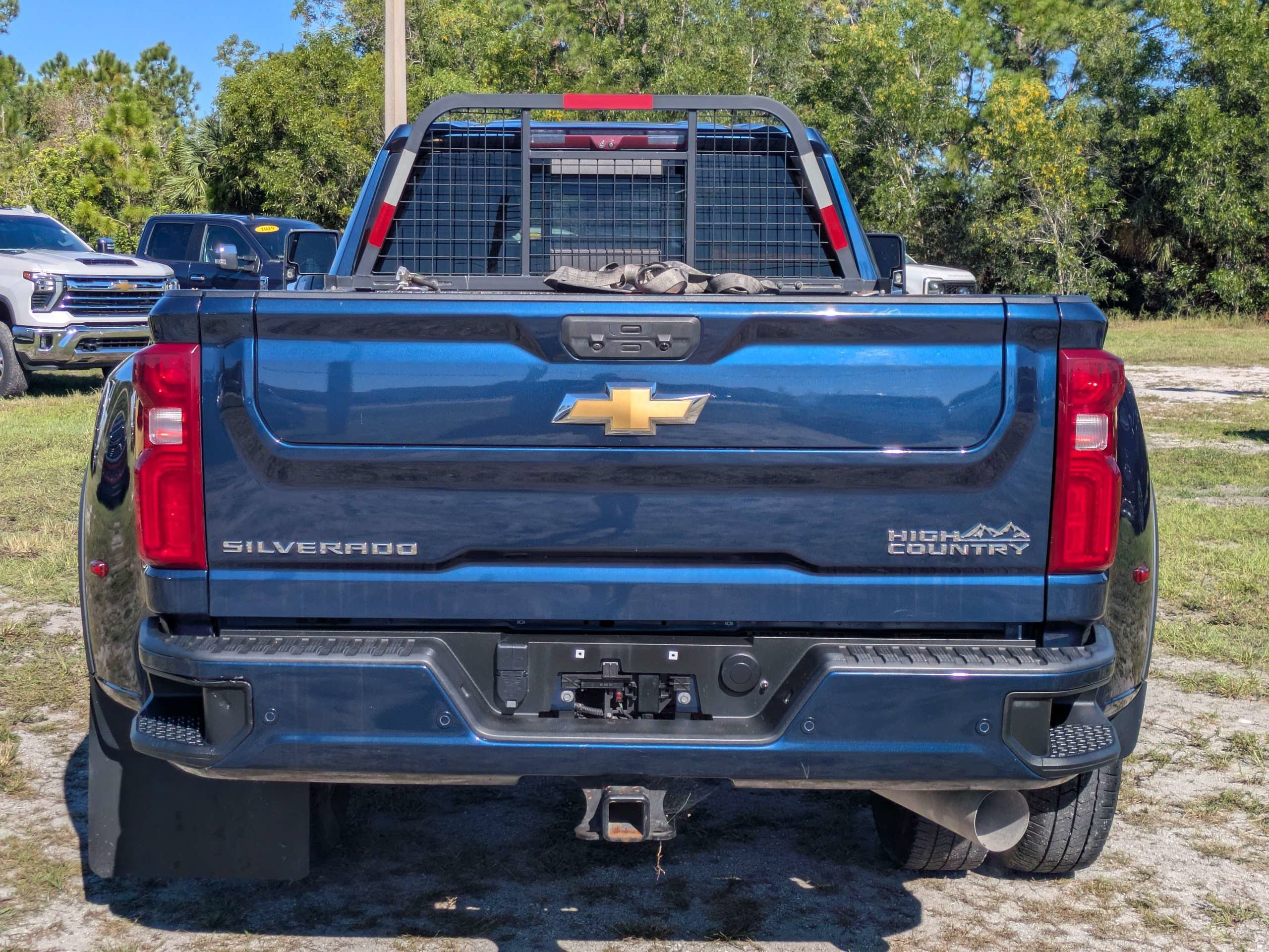 Used 2023 Chevrolet Silverado 3500 High Country AWD/4WD image 8