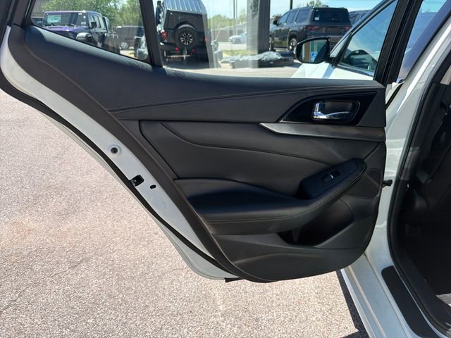 Used 2023 Nissan Maxima SV w/ Floor Mat Group image 23