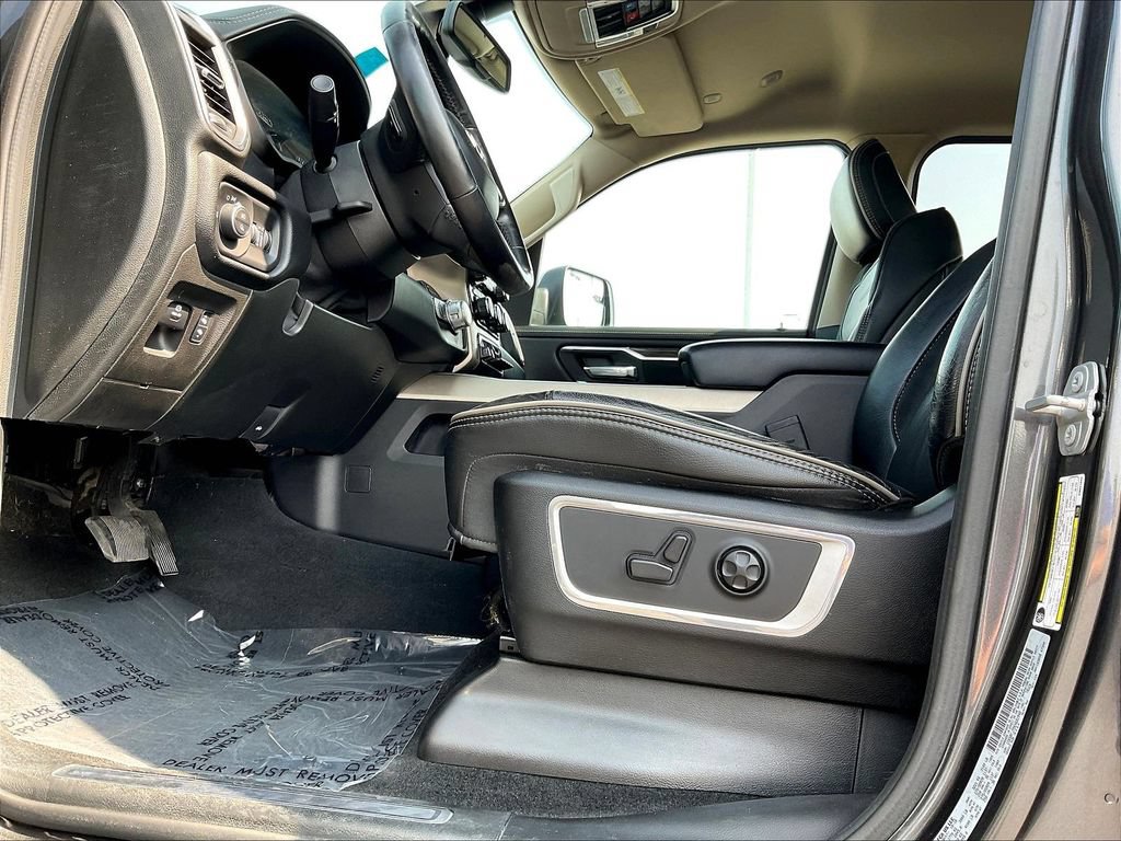 Used 2019 RAM 1500 Laramie AWD/4WD image 41