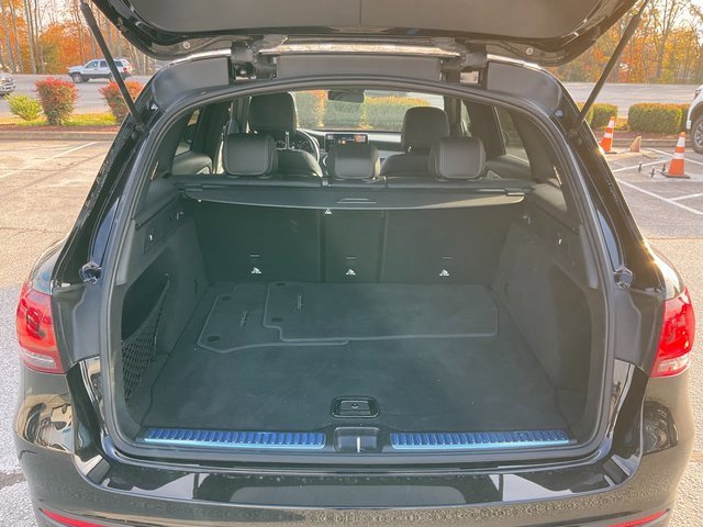 Used 2022 Mercedes-Benz GLC 300 w/ Premium Package Lite image 17