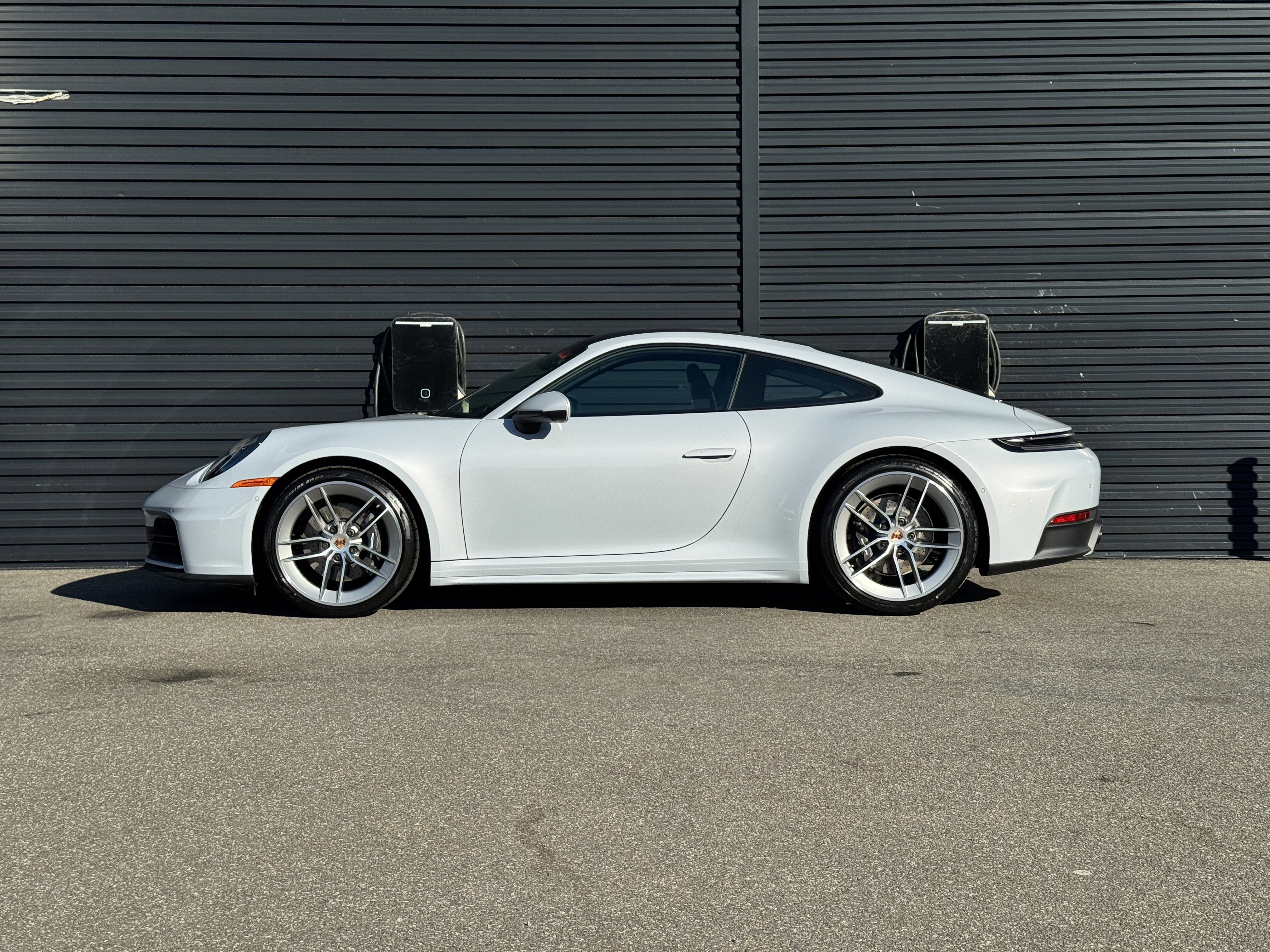 New 2026 Porsche 911 Carrera image 2