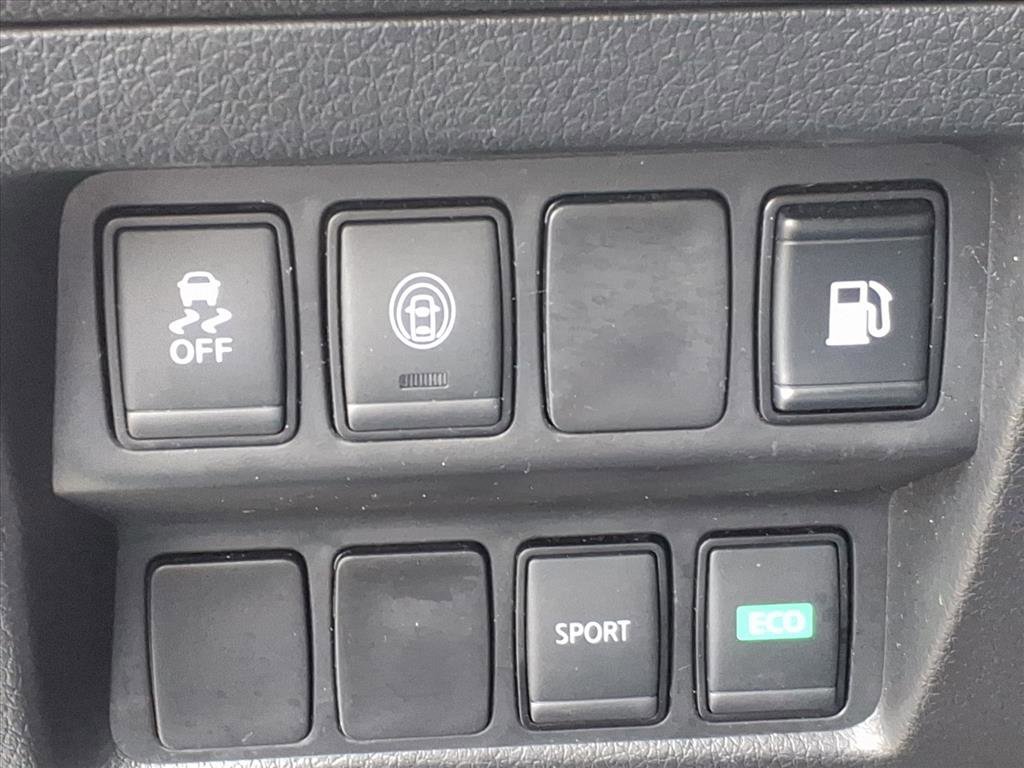 Used 2019 Nissan Rogue S w/ Special Edition Package image 23