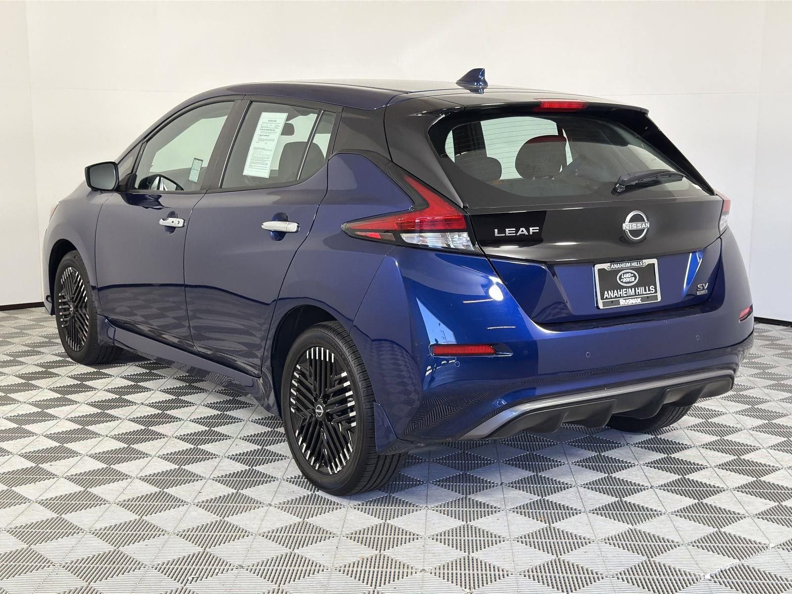 Used 2024 Nissan Leaf SV Plus image 3