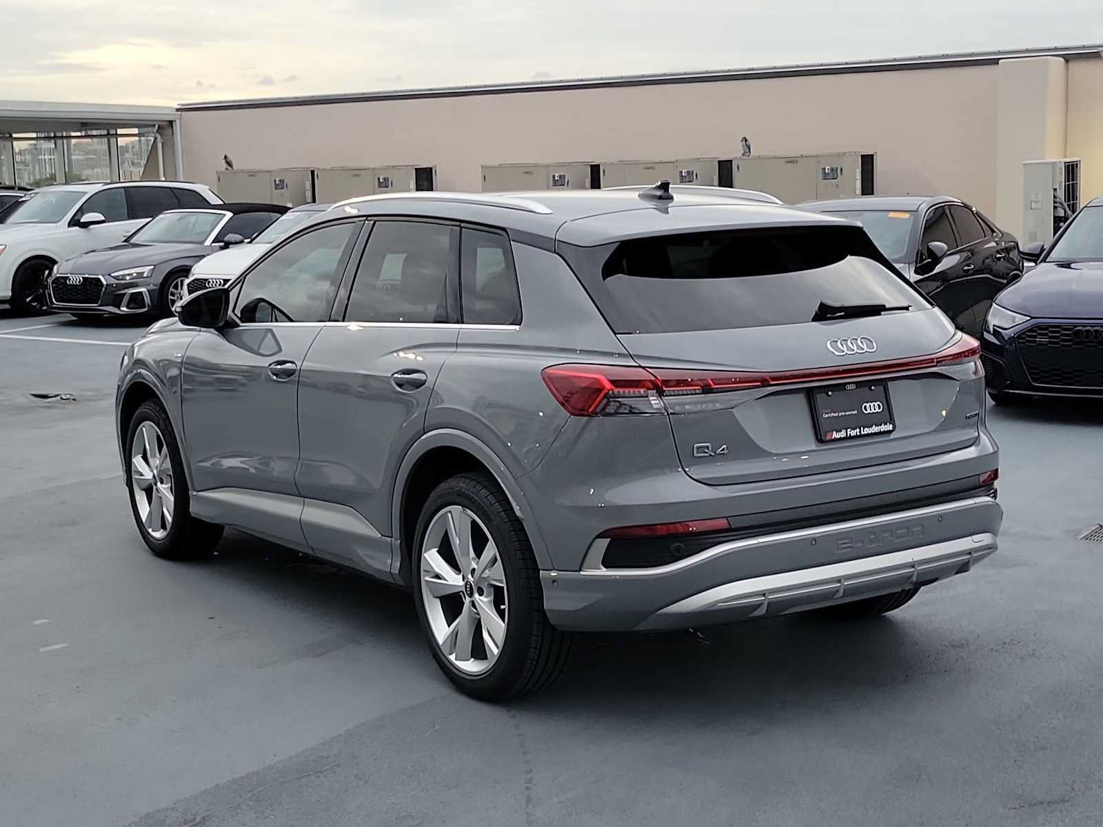 Certified 2023 Audi Q4 e-tron Premium Plus w/ Premium Plus AWD/4WD image 4