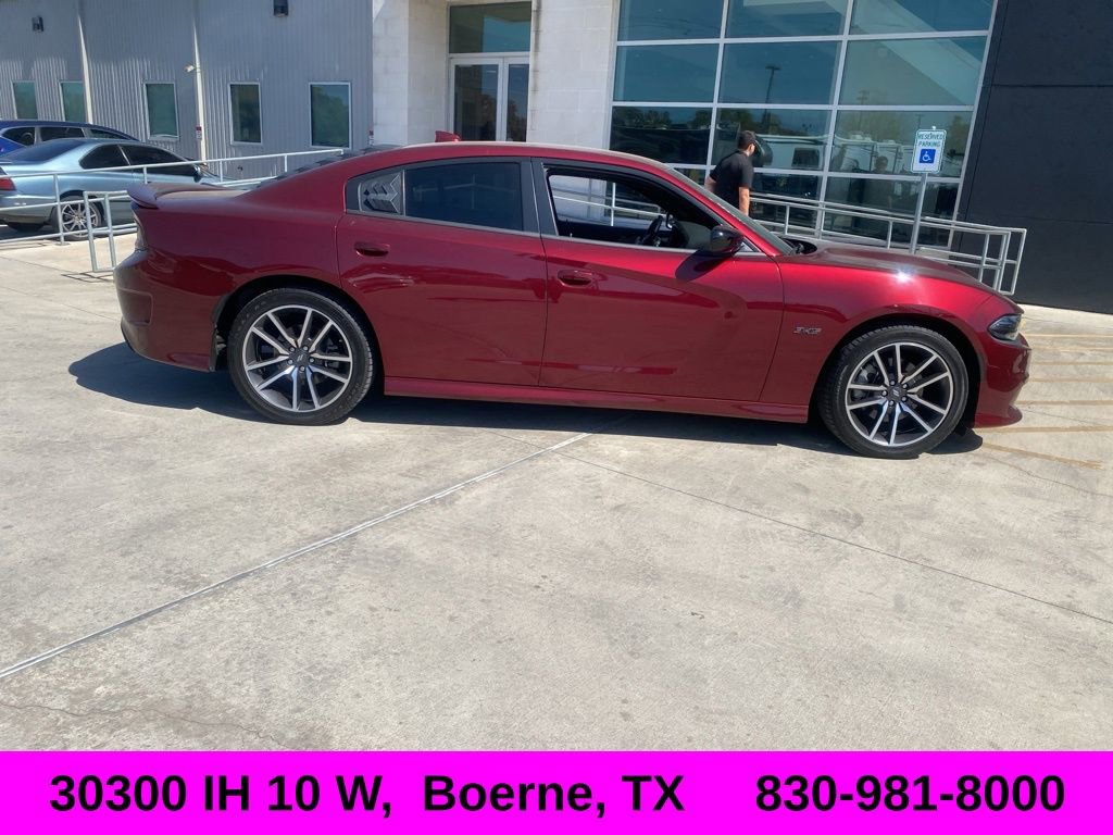 Used 2023 Dodge Charger R/T w/ Navigation & Travel Group image 2