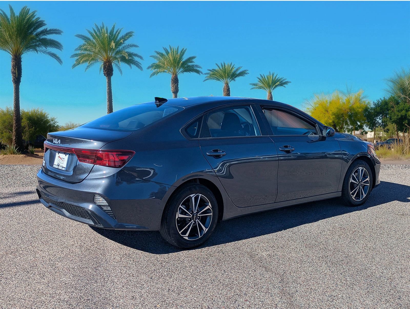 Used 2024 Kia Forte LXS image 7