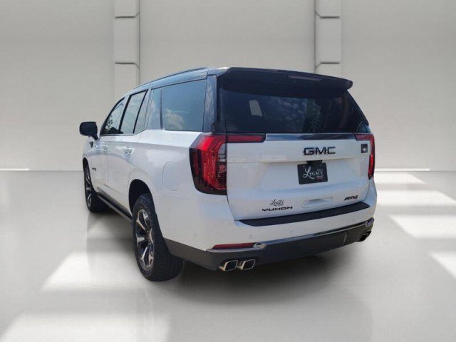 Used 2025 GMC Yukon AT4 w/ AT4 Premium Package AWD/4WD image 6