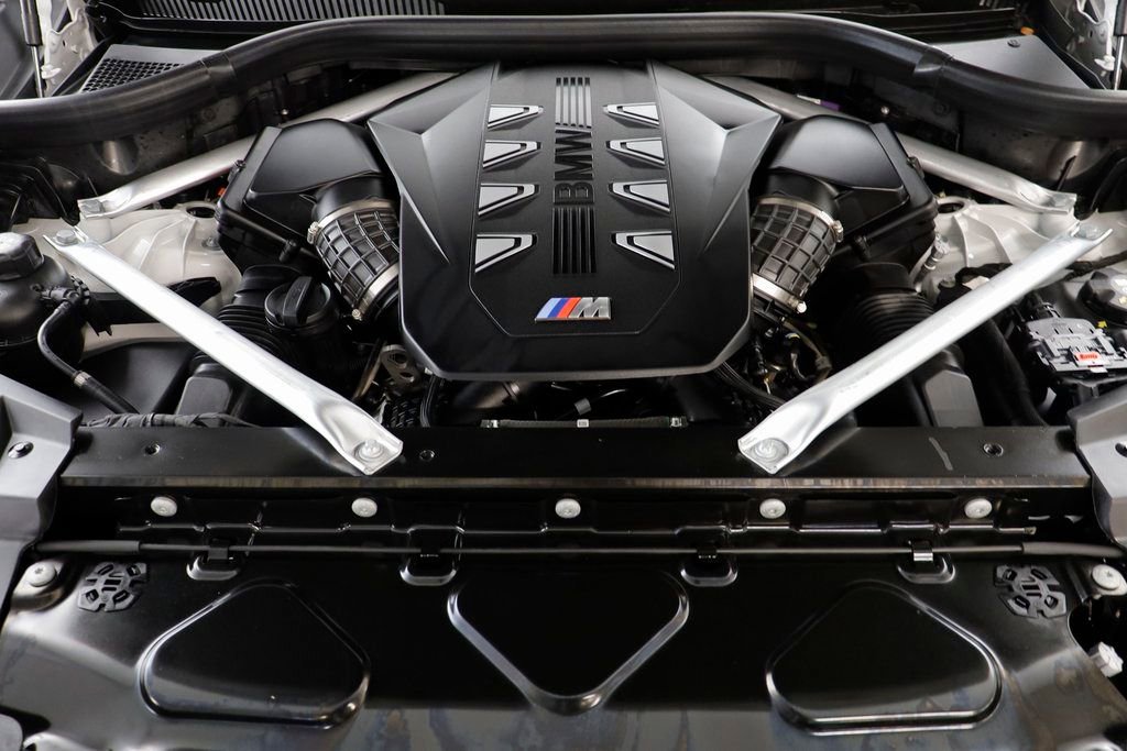 Used 2026 BMW X5 M60i image 23