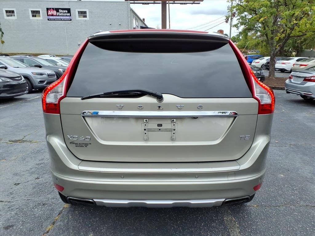 Used 2015 Volvo XC60 T5 Platinum FWD image 4