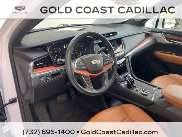 Certified 2023 Cadillac XT5 Premium Luxury w/ LPO, Floor Liner Package image 18