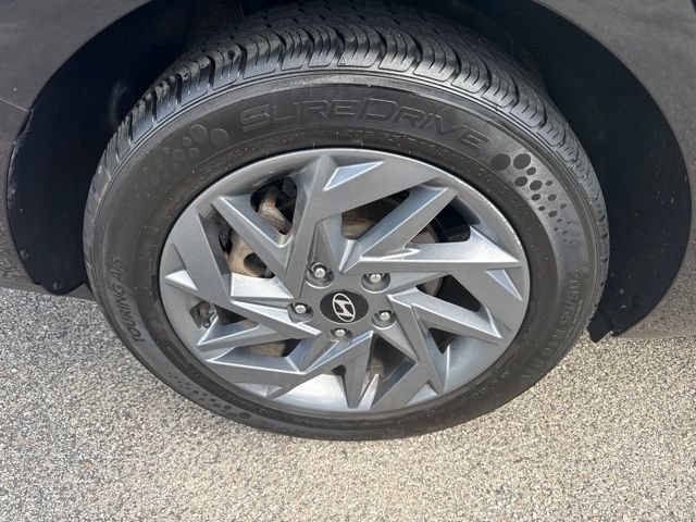 Used 2024 Hyundai Elantra SEL FWD image 26