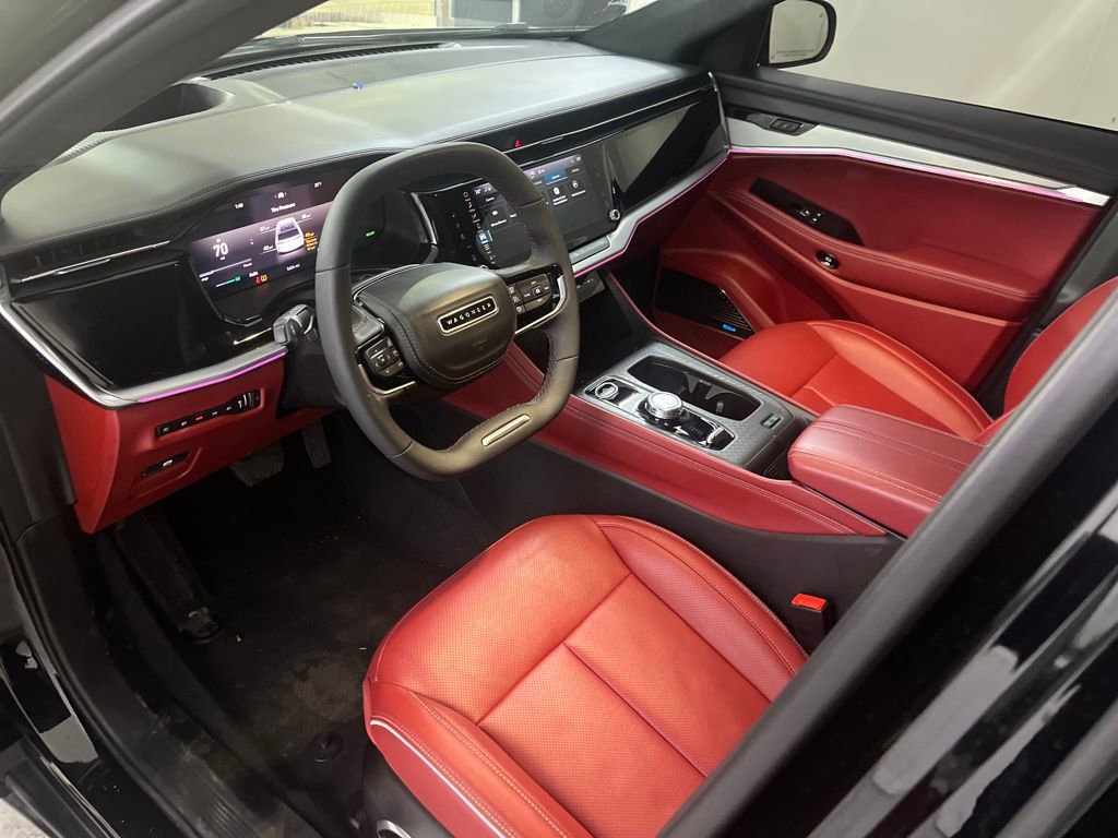 Used 2025 Jeep Wagoneer S Launch Edition image 25