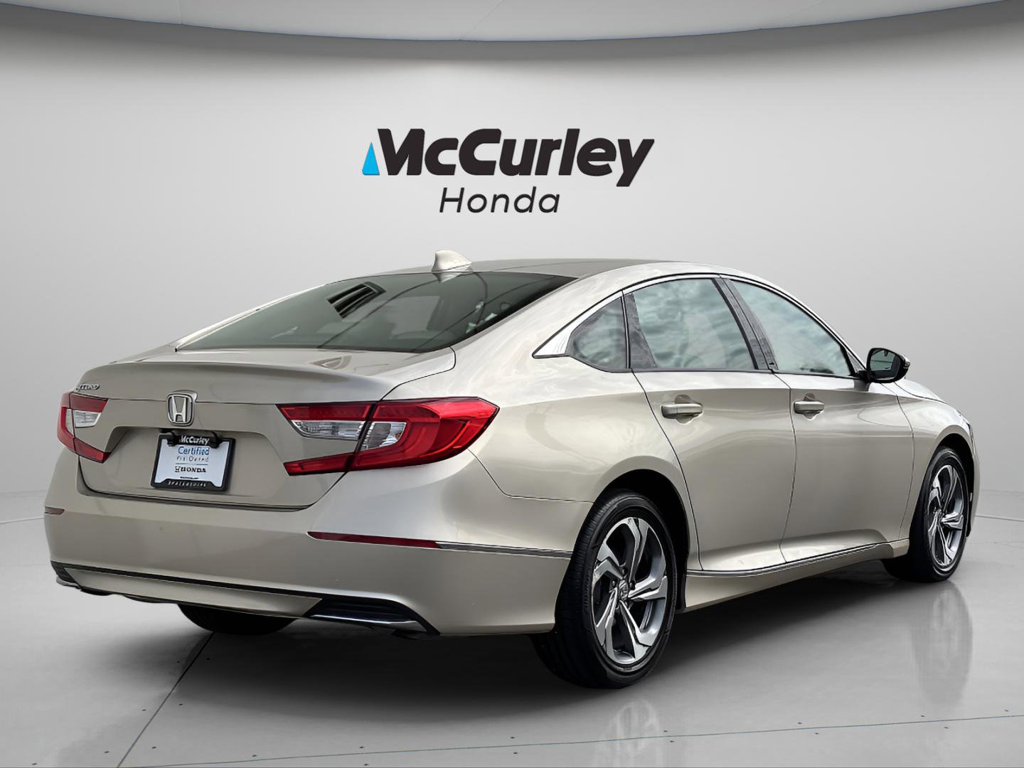 Certified 2019 Honda Accord EX-L image 3