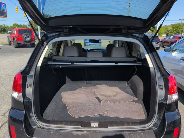 Used 2014 Subaru Outback 2.5i Premium AWD/4WD image 27