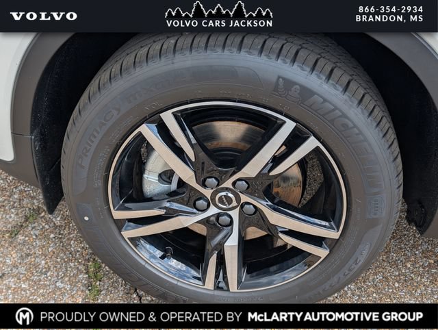 New 2026 Volvo XC40 B5 Core AWD/4WD image 24