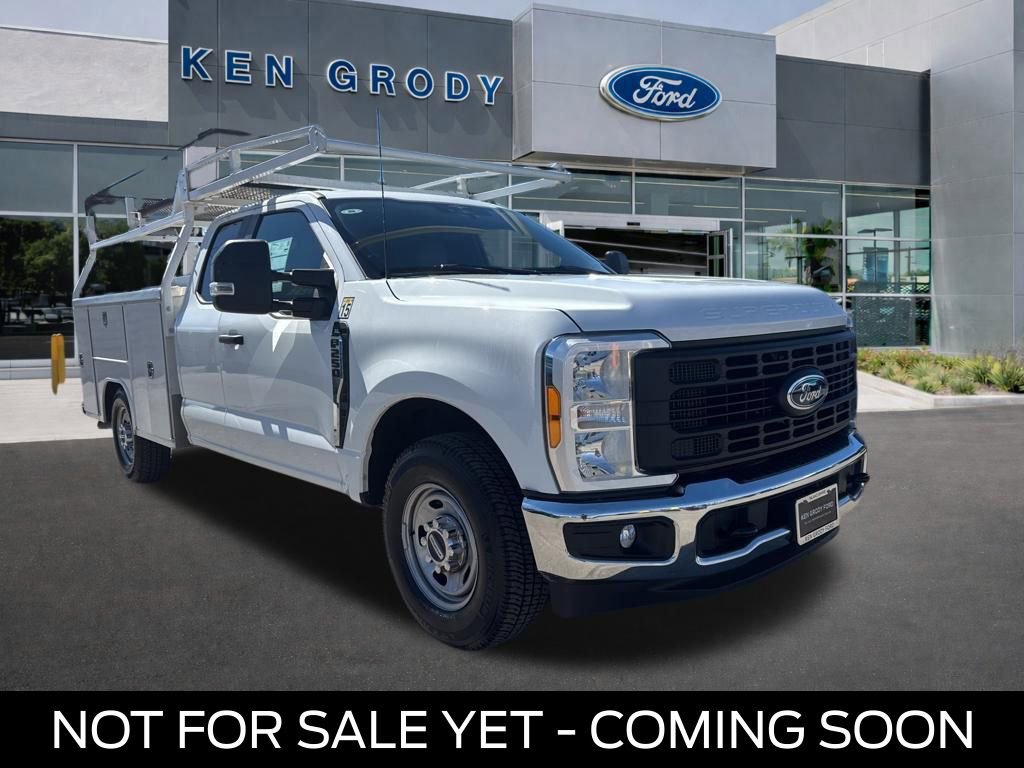 Used 2023 Ford F250 XL w/ XL Chrome Package image 1