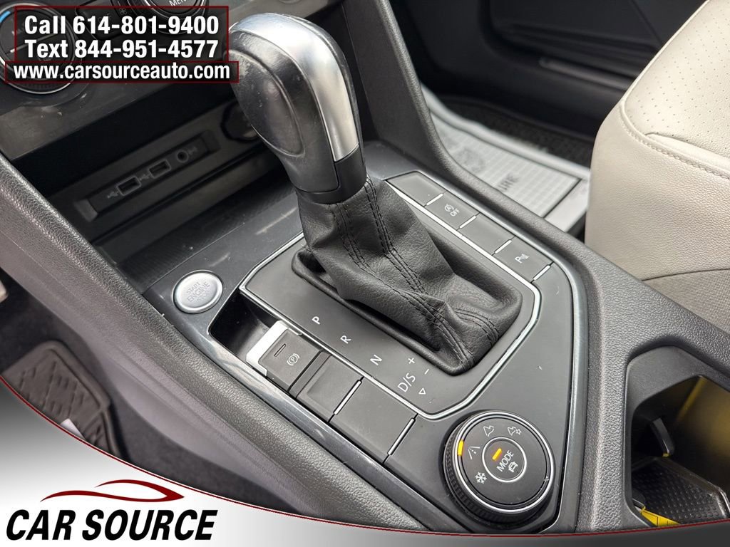 Used 2020 Volkswagen Tiguan SE R-Line image 18